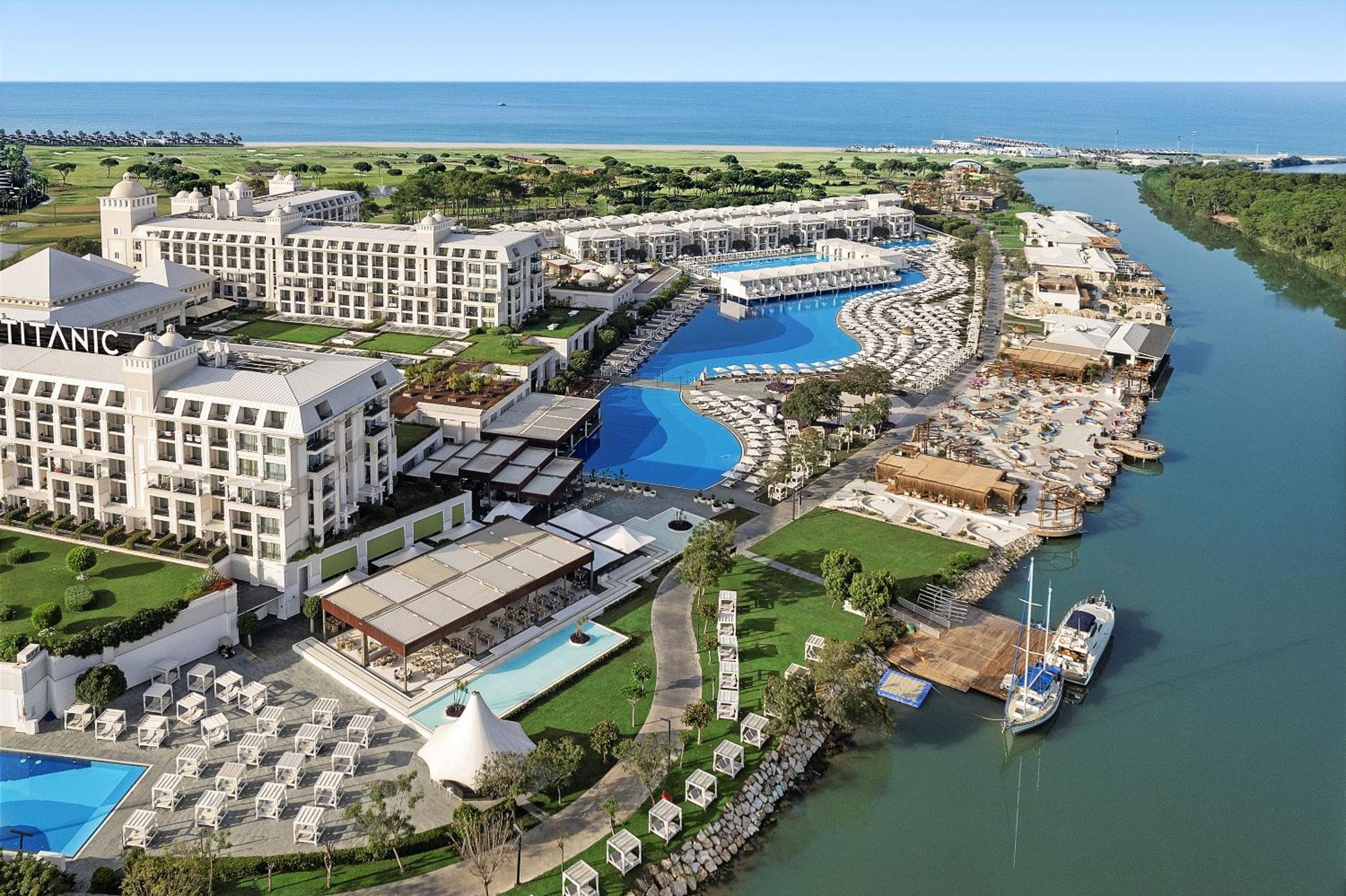 Titanic Deluxe Golf Belek Hotel Luaran gambar